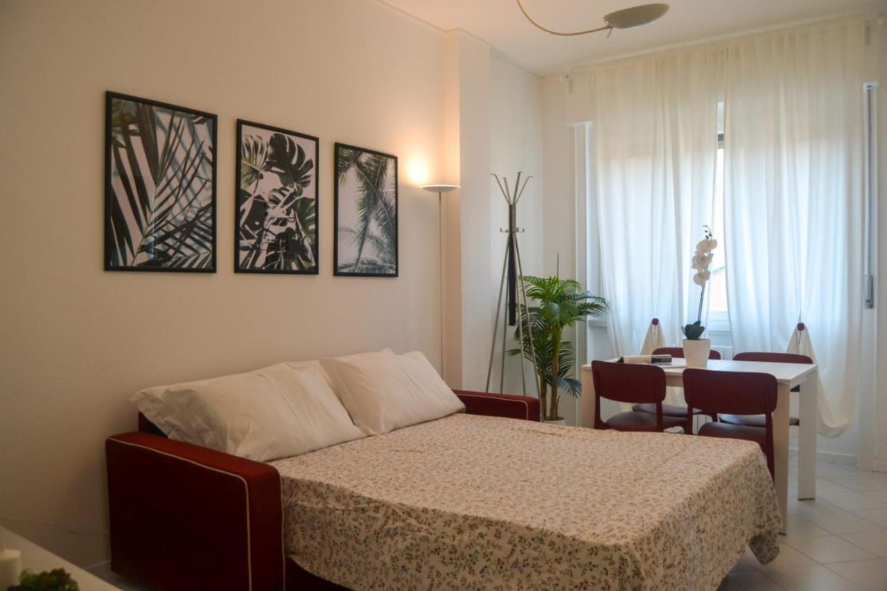 Joivy Lovely Apt For 4 Next To Bus And Metro Station Milano Exterior foto