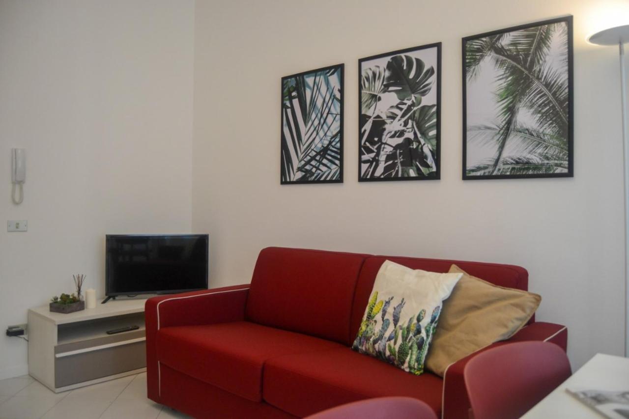 Joivy Lovely Apt For 4 Next To Bus And Metro Station Milano Exterior foto